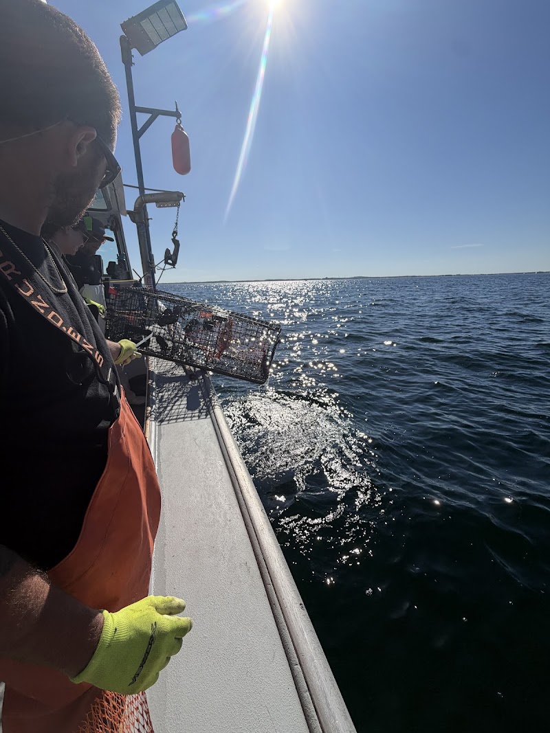 Captain Bobs Lobster Tours & Fishing Charters