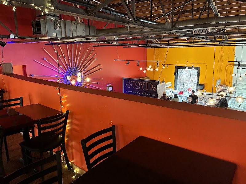 2 Floyd's southern kitchen