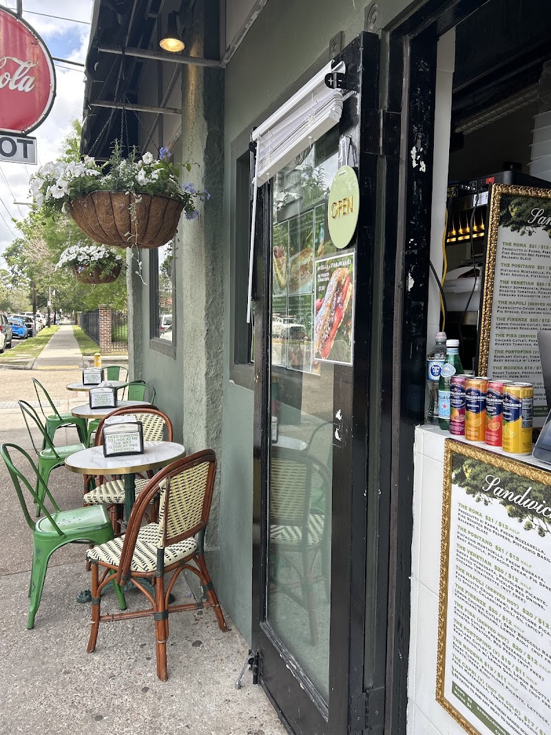 LUNCH Sandwich Shop