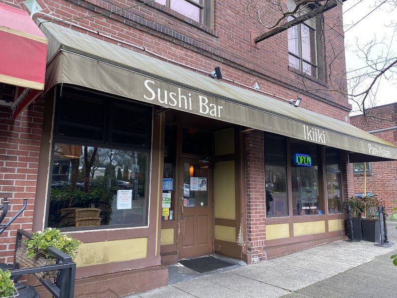 Ikiiki Sushi Bar Japanese & Chinese Cuisine