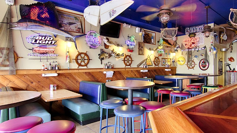 Dirty Don's Oyster Bar
