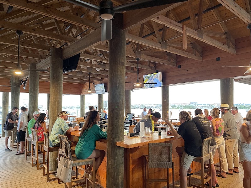 The Edge Seafood Restaurant & SkyBar