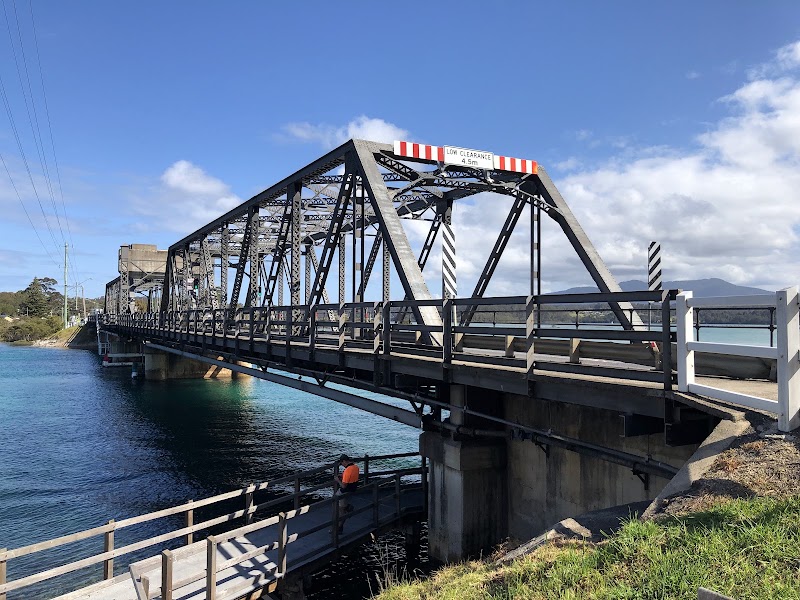 Narooma Bridge Oysters