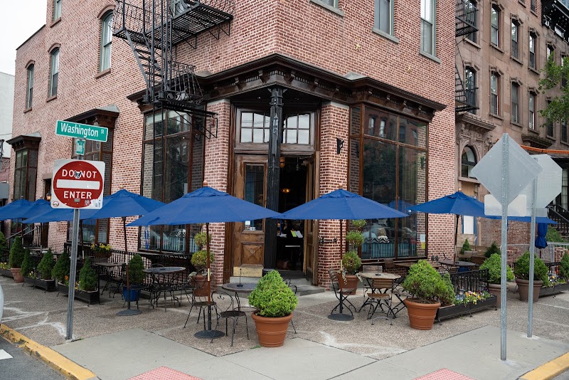 Lighthorse Tavern