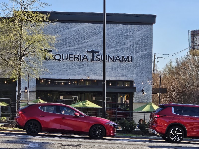 Taqueria Tsunami