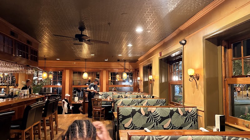 The Red Parrot Restaurant