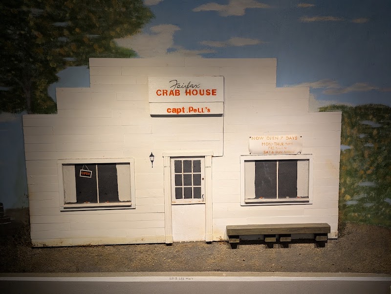 Captain Pell's Fairfax Crabhouse