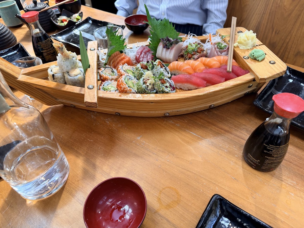 Kaiten sushi selection