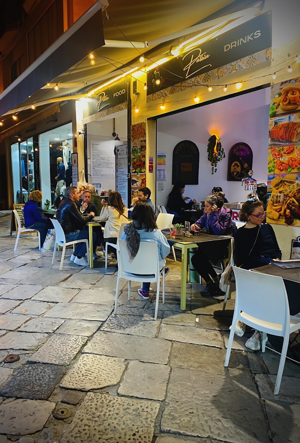 Passìu Food and Drinks (streetfood 🥓 sandwich 🥪 burger🍔 fish 🍤 drink 🍹)