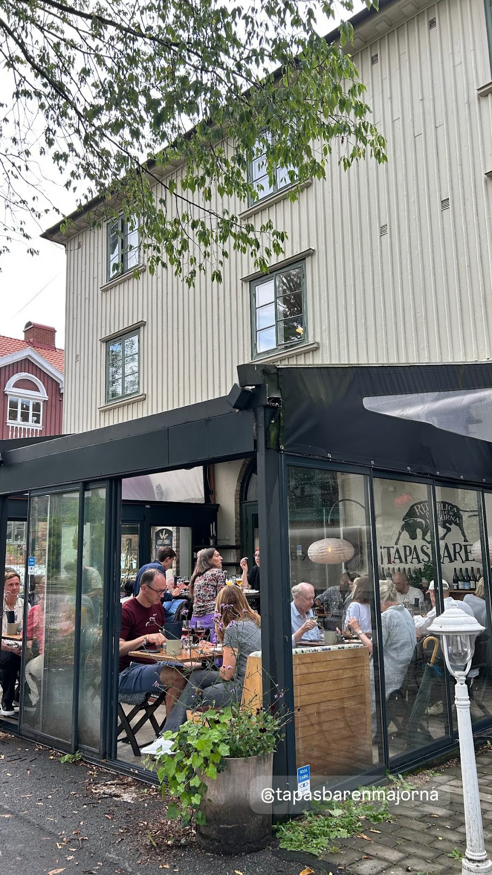 Tapasbaren