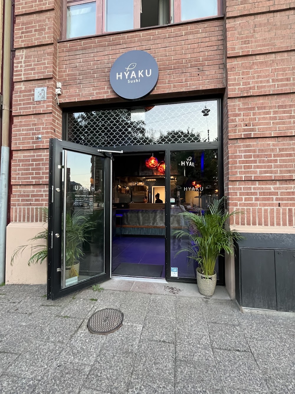 Hyaku - Sushi Heden