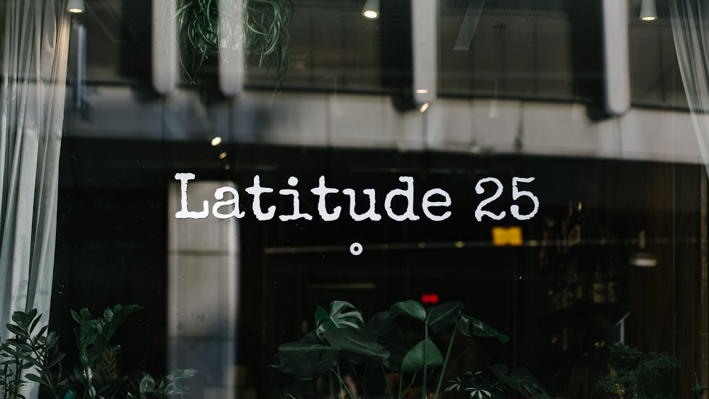 Restaurant Latitude 25