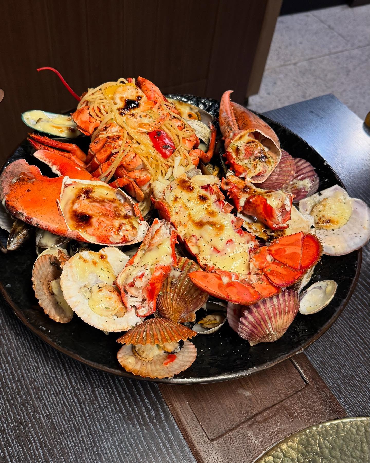 Lobster platter